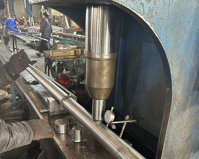 Premium manufacturer of Honed tube and Chrome piston rod - Flowex